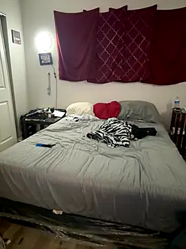 cloudy couple444 online show from October 11, 2025, 5:41 am