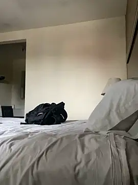 Dnasty408 online show from September 18, 2025, 11:19 pm