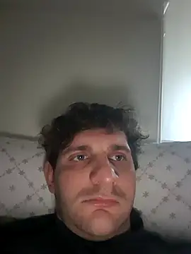 michemichemiche8 online show from November 30, 2025, 3:02 pm