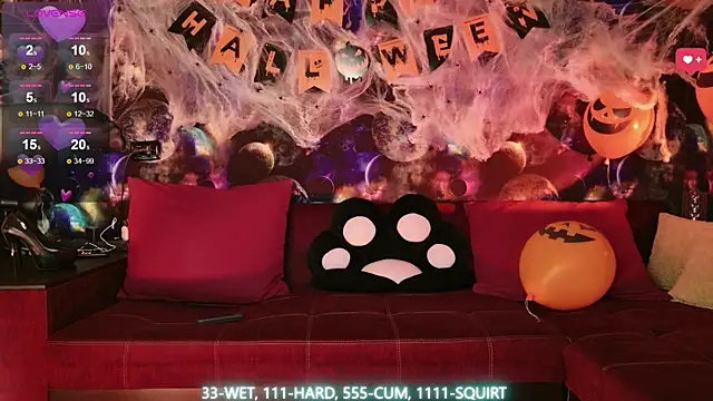 Snapshot of Veronica-Fire chatting on November 1, 2025, 6:46 pm Veronica-Fire online show from November 1, 2025, 6:46 pm