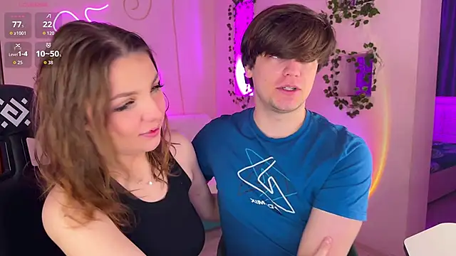 Snapshot of RobertAndLinela chatting on November 24, 2025, 4:07 pm RobertAndLinela online show from November 24, 2025, 4:07 pm