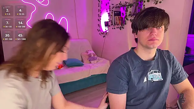 Snapshot of RobertAndLinela chatting on November 23, 2025, 4:06 pm RobertAndLinela online show from November 23, 2025, 4:06 pm