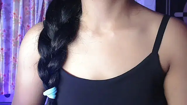 Somiya87 online show from May 17, 2026, 7:58 pm