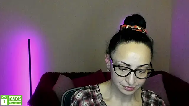 Arianasweety23 online show from March 1, 2025, 6:32 pm