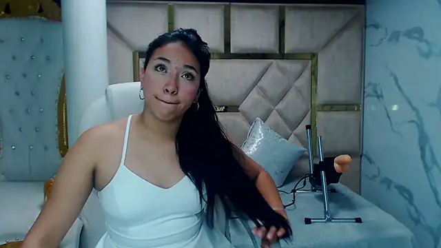 IsabellRodriguez18 online show from March 1, 2025, 3:53 am