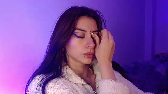 Snapshot of nala-saphir chatting on March 21, 2025, 11:22 am nala-saphir online show from March 21, 2025, 11:22 am