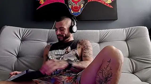 Snapshot of callme_douglas chatting on September 16, 2025, 2:51 pm callme douglas online show from September 16, 2025, 2:51 pm