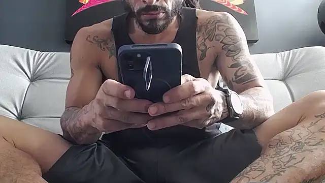 Snapshot of callme_douglas chatting on October 2, 2025, 2:20 pm callme douglas online show from October 2, 2025, 2:20 pm