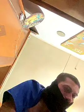 Snapshot of FlacuCoco chatting on November 1, 2025, 6:51 am FlacuCoco online show from November 1, 2025, 6:51 am