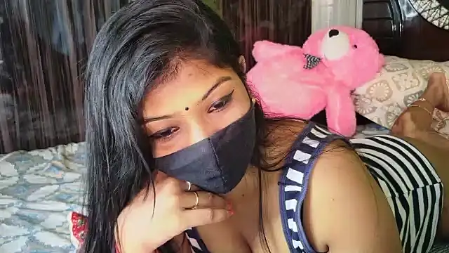 Snapshot of sexyhoney27 chatting on October 7, 2025, 7:42 am sexyhoney27 online show from October 7, 2025, 7:42 am