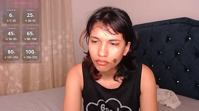 Snapshot of mari_heart chatting on March 9, 2025, 1:46 am mari heart online show from March 9, 2025, 1:46 am