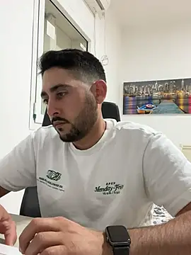 Snapshot of luffykingofpirets chatting on January 10, 2025, 7:21 pm luffykingofpirets online show from January 10, 2025, 7:21 pm