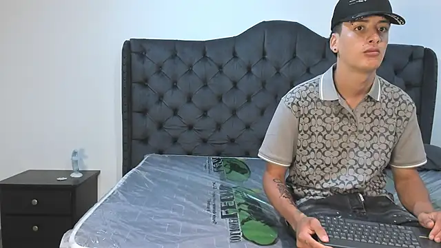 two milkyway online show from September 20, 2025, 12:10 pm