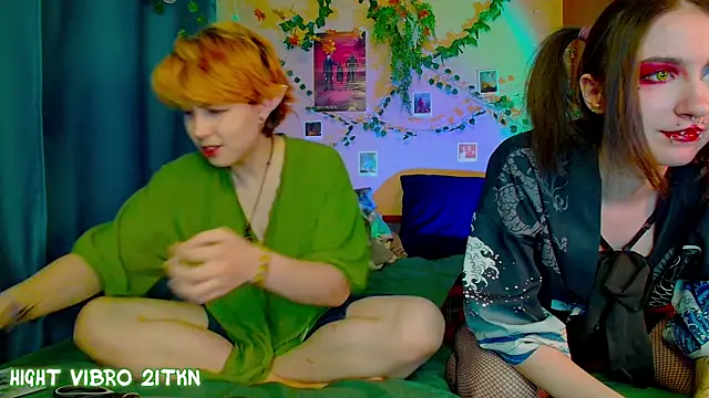 TrickyKitsune online show from September 26, 2025, 2:35 pm