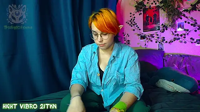 Snapshot of TrickyKitsune chatting on August 2, 2026, 3:42 pm TrickyKitsune online show from August 2, 2026, 3:42 pm