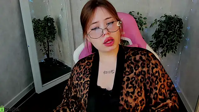 EricaElliott online show from April 12, 2026, 9:45 am