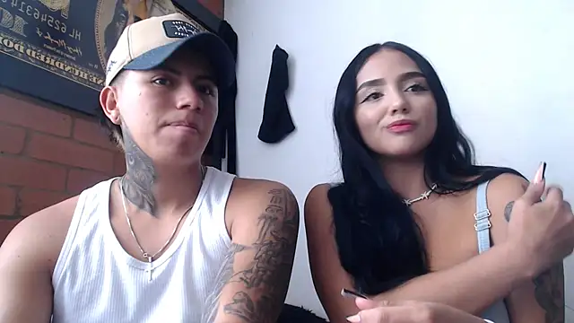 Snapshot of Thiago_x_Sahara chatting on January 23, 2025, 4:04 pm Thiago x Sahara online show from January 23, 2025, 4:04 pm
