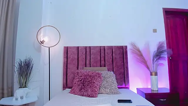 Snapshot of CelesteJoyy chatting on March 18, 2025, 6:17 pm CelesteJoyy online show from March 18, 2025, 6:17 pm