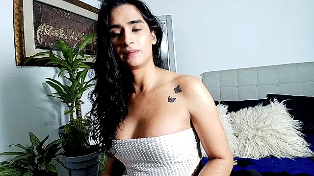 Snapshot of jade-02 chatting on January 19, 2025, 11:53 pm jade-02 online show from January 19, 2025, 11:53 pm