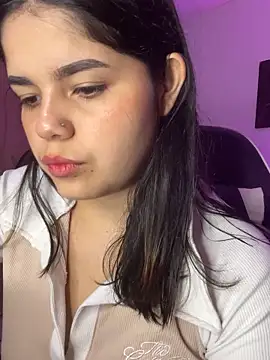 pretty angela1 online show from October 7, 2025, 12:00 am