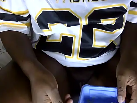 Sexymish25 online show from December 18, 2025, 2:16 am