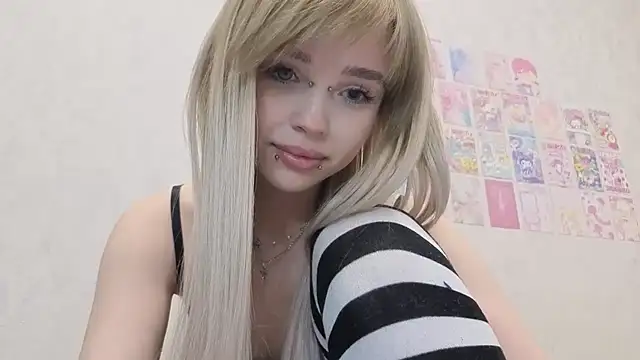Snapshot of emodreamgirl chatting on May 15, 2026, 10:52 pm emodreamgirl online show from May 15, 2026, 10:52 pm