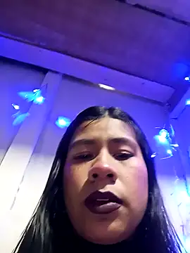 Snapshot of Pamelamilkk_1007 chatting on January 6, 2025, 6:14 am Pamelamilkk 1007 online show from January 6, 2025, 6:14 am