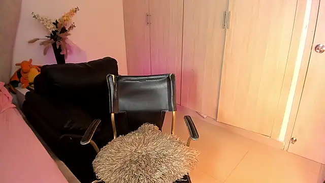 rachaeldeckard   online show from November 4, 2025, 1:09 am