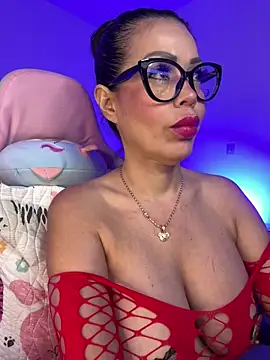 KarolRubi1 online show from September 13, 2025, 1:49 am