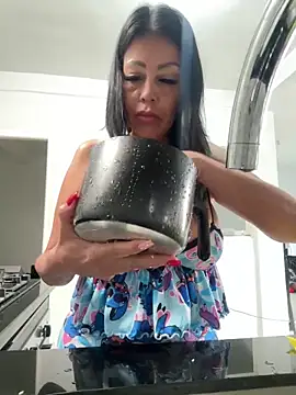 KarolRubi1 online show from March 11, 2025, 4:29 pm