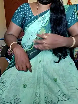 Snapshot of Tamil_roja69 chatting on October 6, 2025, 5:41 am Tamil roja69 online show from October 6, 2025, 5:41 am