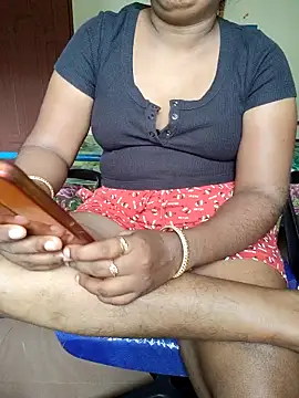 Snapshot of Tamil_roja69 chatting on October 16, 2025, 6:43 am Tamil roja69 online show from October 16, 2025, 6:43 am