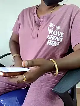 Snapshot of Tamil_roja69 chatting on October 19, 2025, 6:16 am Tamil roja69 online show from October 19, 2025, 6:16 am