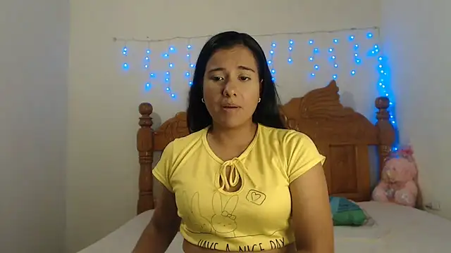 Coral0403 online show from February 26, 2025, 11:09 pm