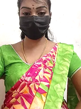 Snapshot of meena_27 chatting on October 9, 2025, 7:09 am meena 27 online show from October 9, 2025, 7:09 am