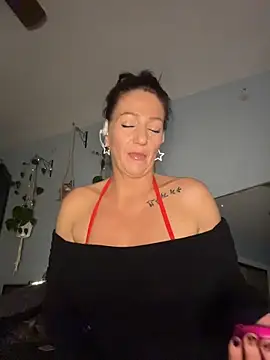 AlessasRoom online show from November 11, 2025, 7:25 am