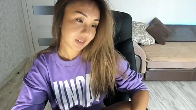 karishee online show from October 4, 2025, 8:43 pm