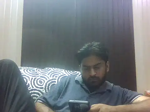 Snapshot of indihotguy chatting on October 9, 2025, 1:44 pm indihotguy online show from October 9, 2025, 1:44 pm