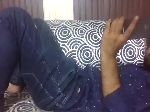 indihotguy online show from June 24, 2026, 10:36 am