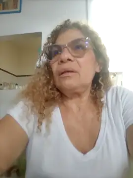 indiraa-channell online show from November 5, 2025, 8:01 pm