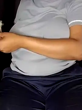 Snapshot of Queen-BD chatting on February 15, 2026, 10:03 am Queen-BD online show from February 15, 2026, 10:03 am