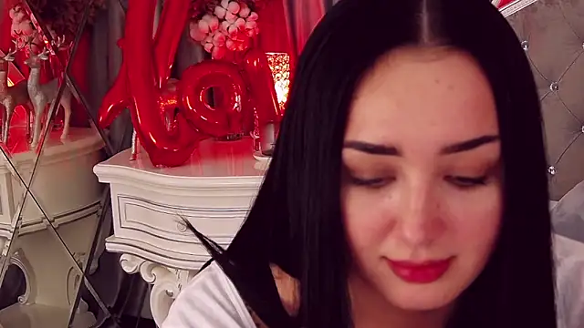 KimKhallifa online show from February 19, 2025, 7:28 am