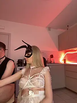 SOFYandMIKE online show from September 21, 2025, 5:23 am