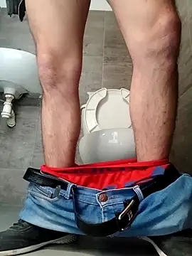 chinoxxx online show from February 16, 2026, 5:22 pm