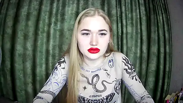 dorisss24 online show from December 27, 2024, 2:22 pm