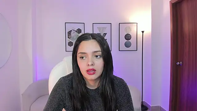 amelia cherry online show from March 3, 2025, 2:39 pm