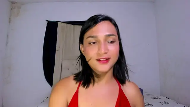 Snapshot of Miss_noah18 chatting on February 10, 2025, 12:08 am Miss noah18 online show from February 10, 2025, 12:08 am
