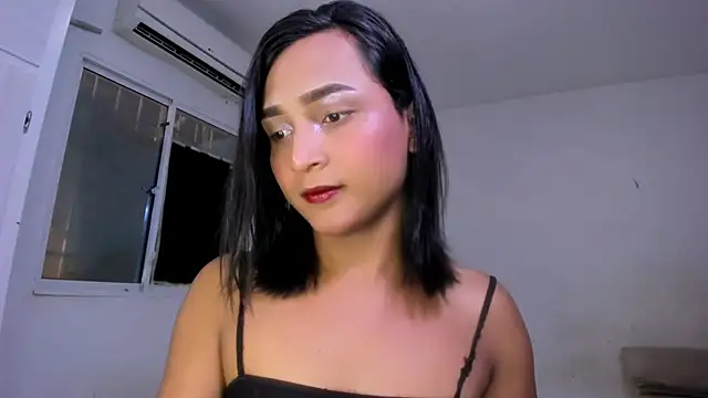 Snapshot of Miss_noah18 chatting on March 12, 2025, 9:35 pm Miss noah18 online show from March 12, 2025, 9:35 pm