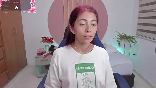 sweetpeach 20 online show from February 8, 2025, 10:29 pm