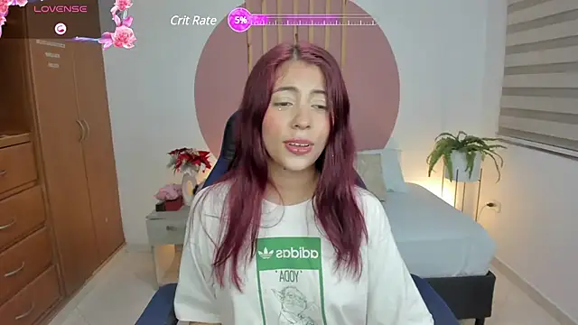 sweetpeach 20 online show from February 26, 2025, 7:32 pm